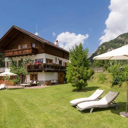 Villa Al Bosco セルヴァ・ディ・ヴァル・ガルデーナ エクステリア 写真